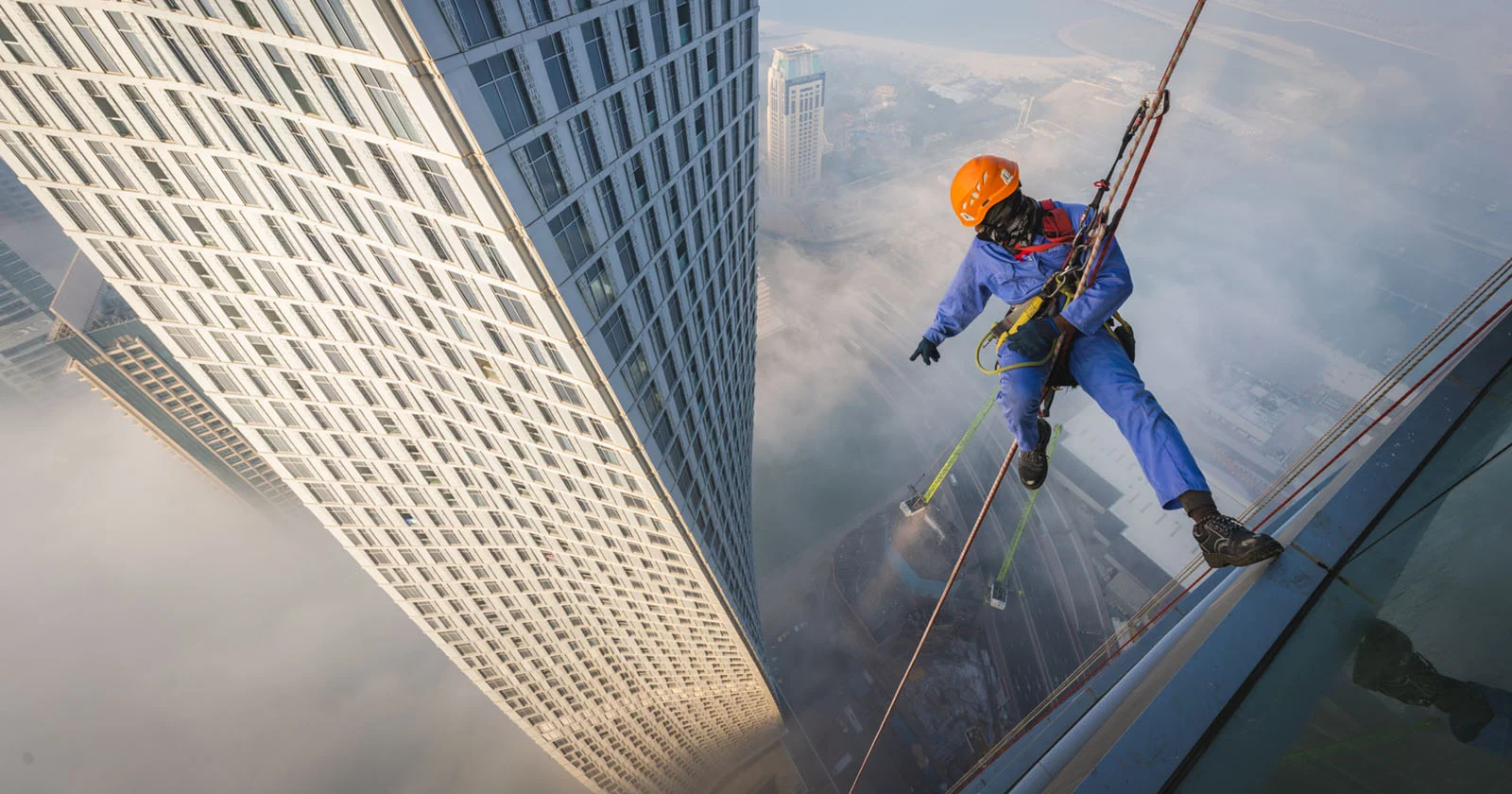 High-rise window cleaning services in downtown Dallas, Texas skyline